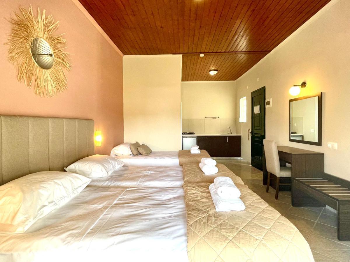 Oasis Beach Club Kávos Dış mekan fotoğraf