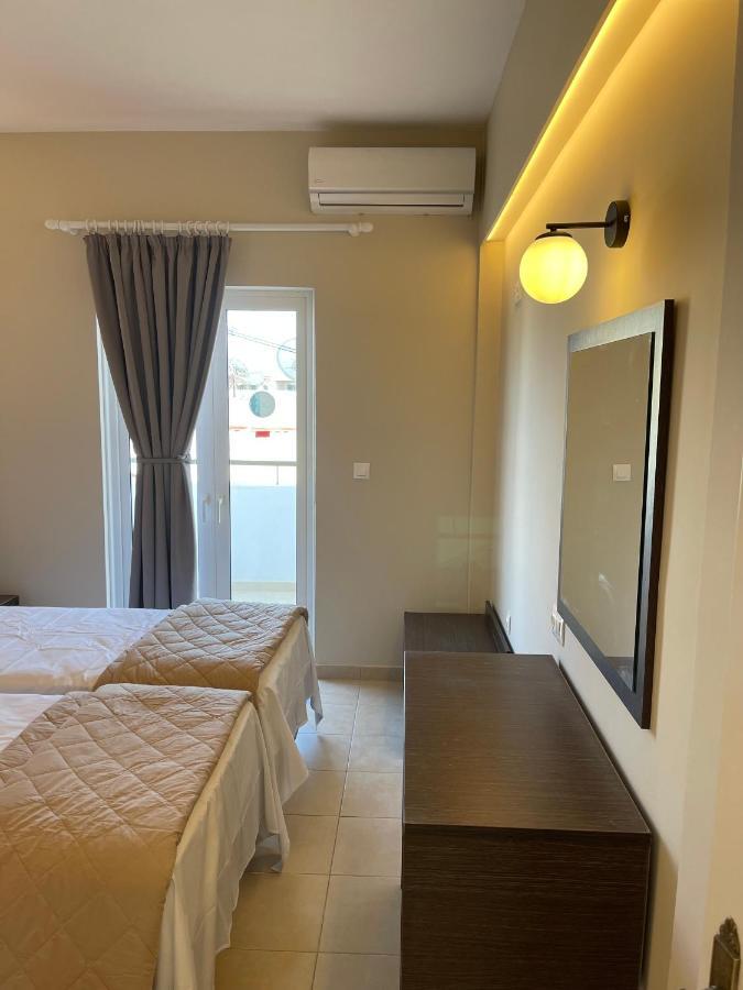 Oasis Beach Club Kávos Dış mekan fotoğraf